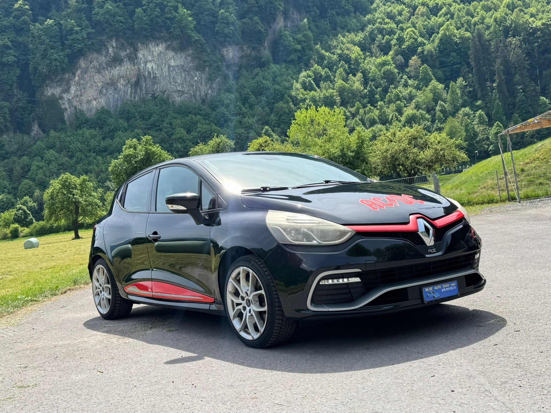 RENAULT Clio 1.6 T RS 200 EDC-showroom-element-3
