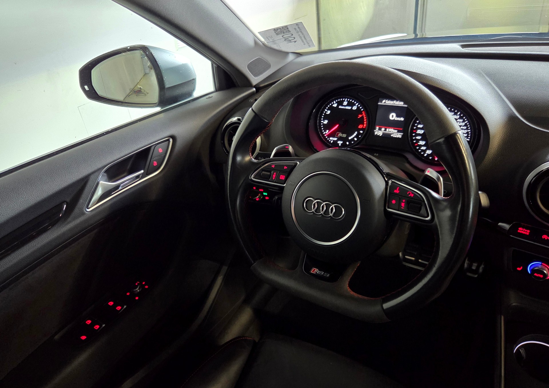 AUDI RS3 Sportback 2.5 T FSI quattro S-Tronic-image-15