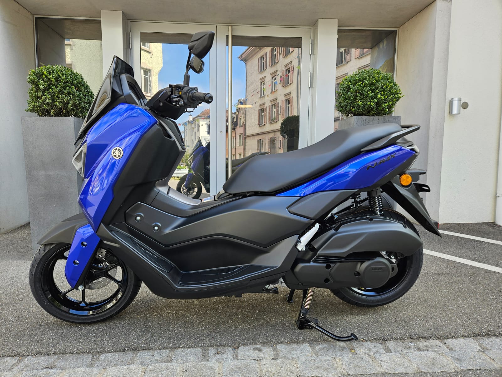 YAMAHA N-Max GPD 125-image-2