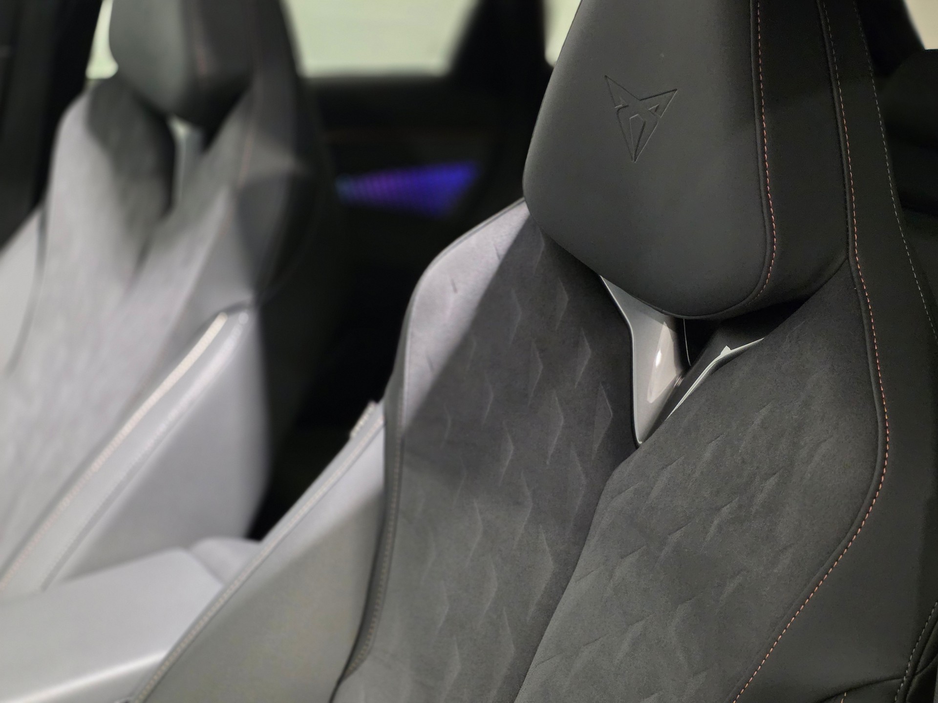 CUPRA Terramar 2.0 TSI DSG 4Drive VZ-image-18