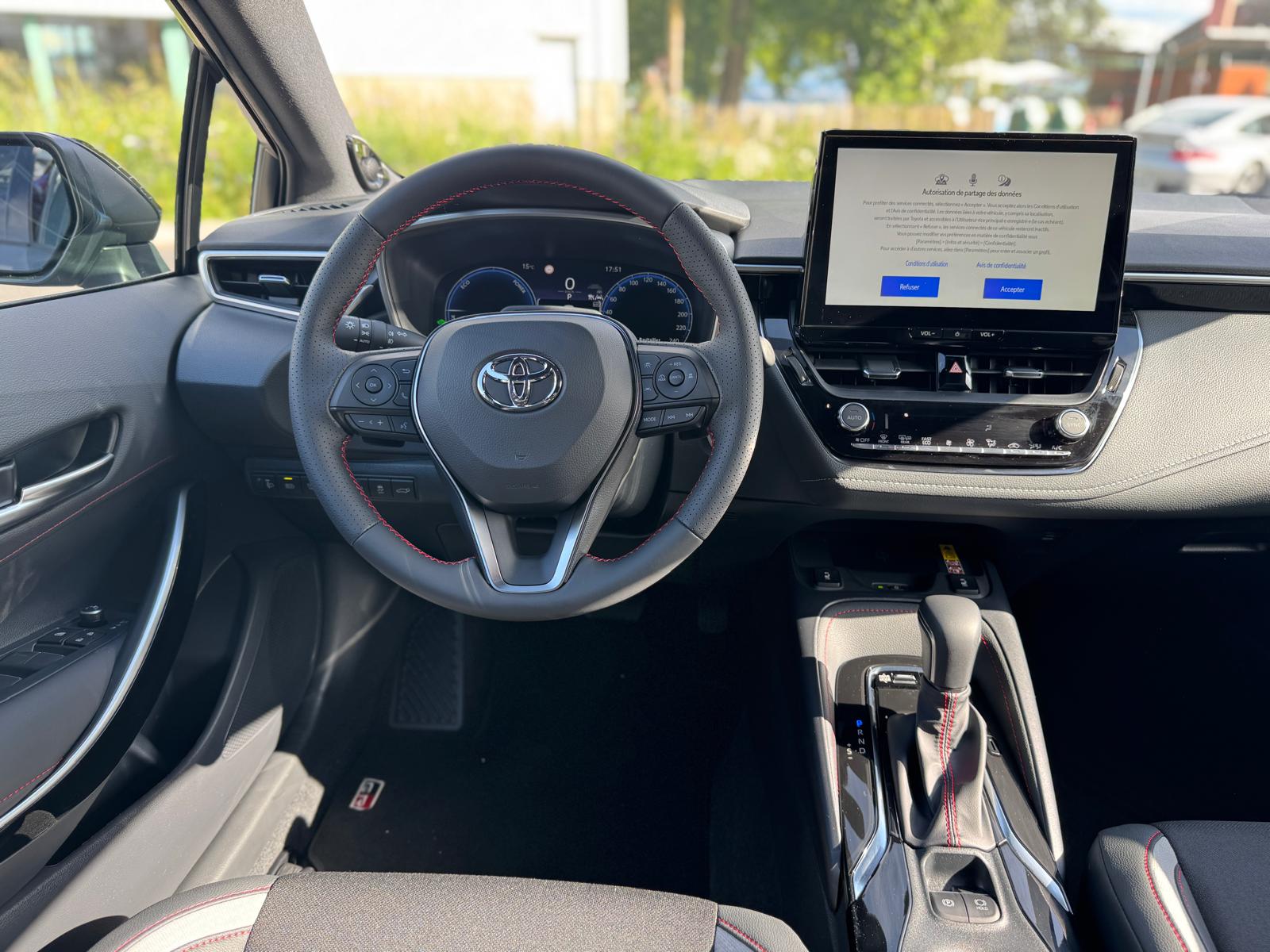 TOYOTA Corolla Touring Sports 2.0 HSD GR-Sport e-CVT-image-8