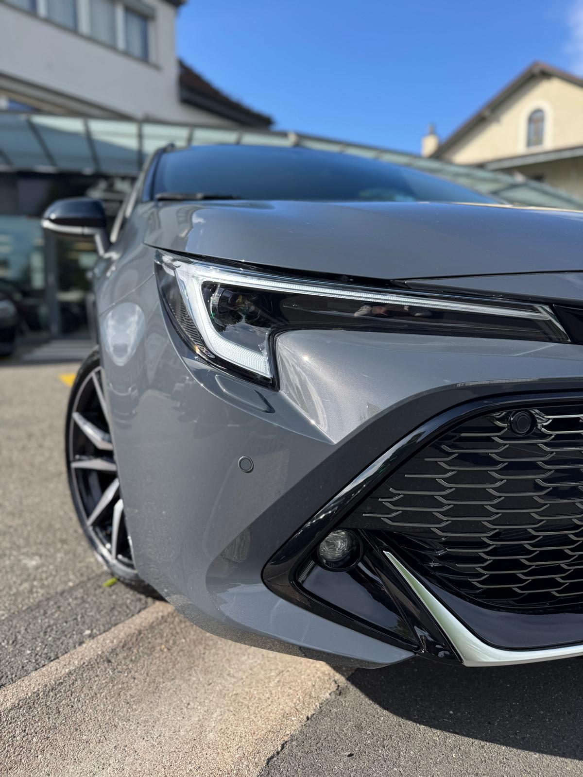 TOYOTA Corolla Touring Sports 2.0 HSD GR-Sport e-CVT-image-4