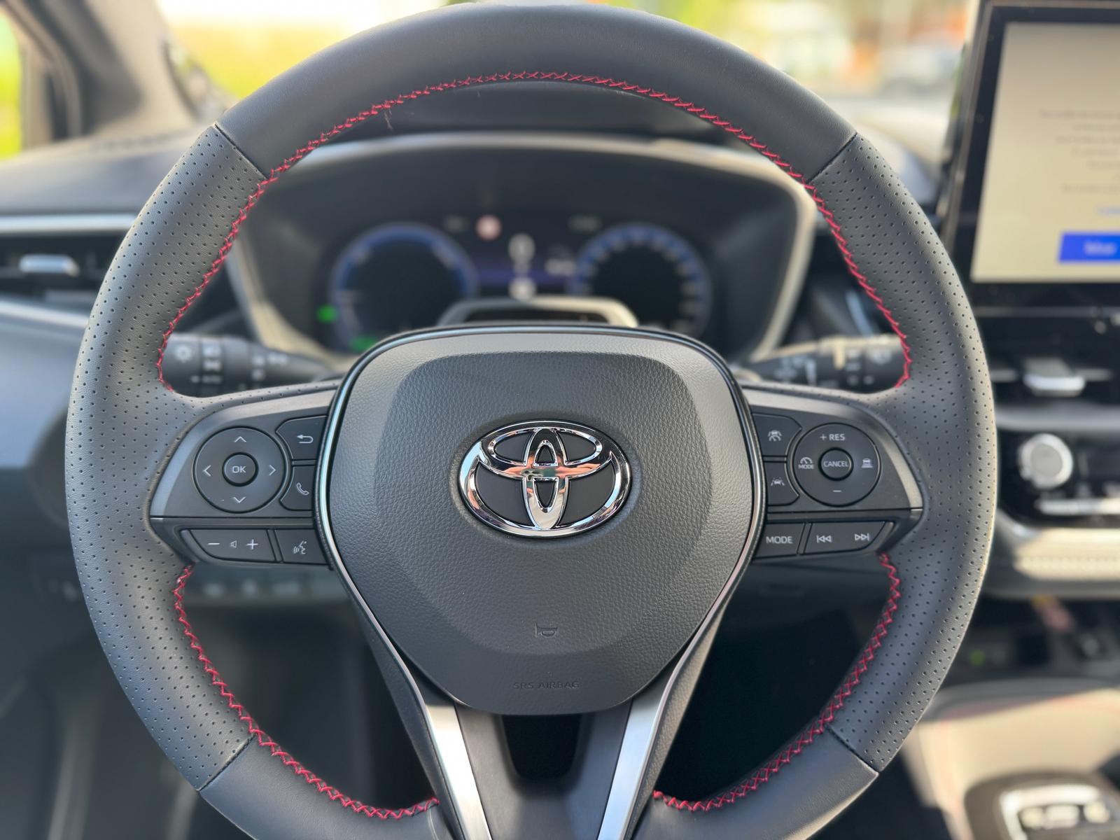 TOYOTA Corolla Touring Sports 2.0 HSD GR-Sport e-CVT-image-18