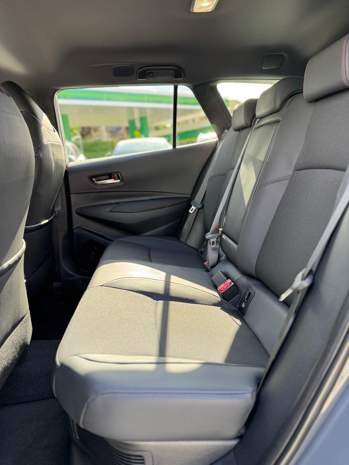 TOYOTA Corolla Touring Sports 2.0 HSD GR-Sport e-CVT-image-7