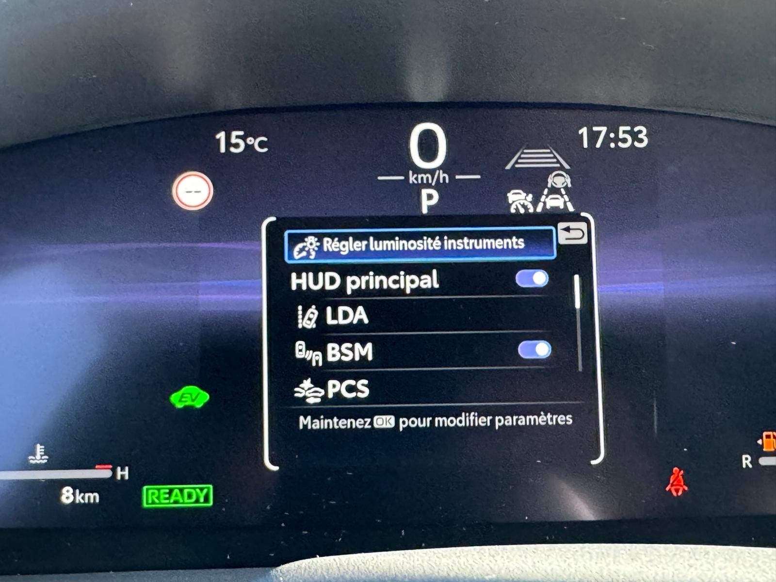 TOYOTA Corolla Touring Sports 2.0 HSD GR-Sport e-CVT-image-19