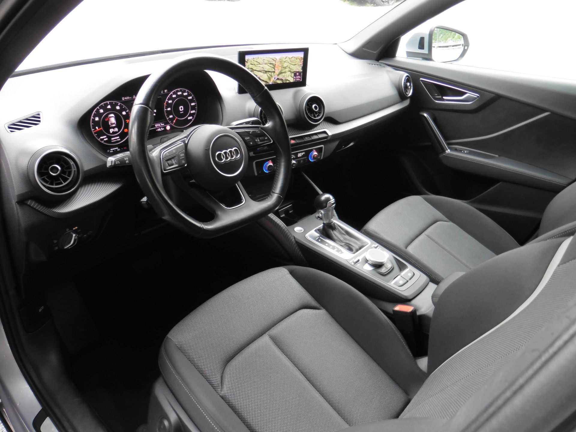 AUDI Q2 40 TFSI Sport quattro S-tronic-image-14