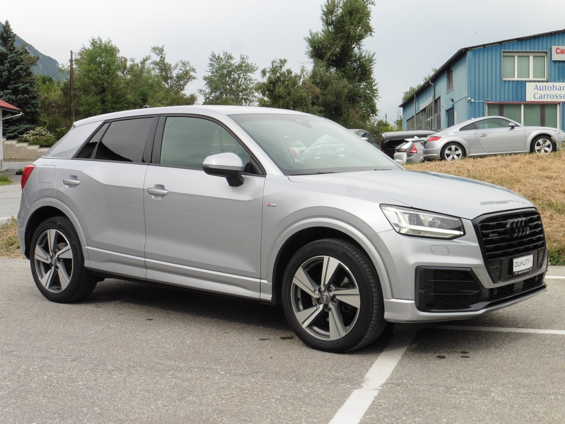 AUDI Q2 40 TFSI Sport quattro S-tronic-showroom-element-3
