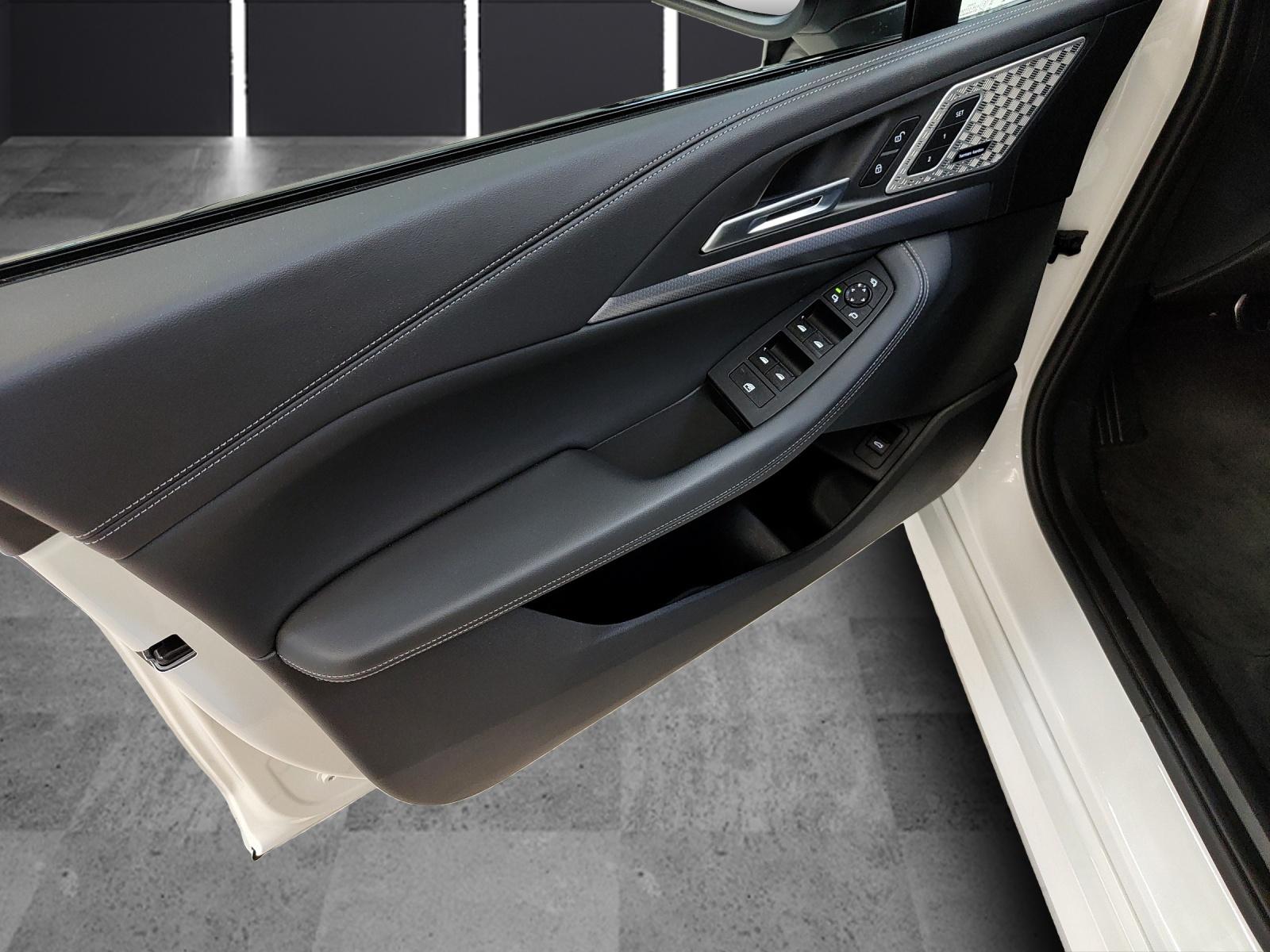 BMW 223i xDrive SDKG Active Tourer-image-14