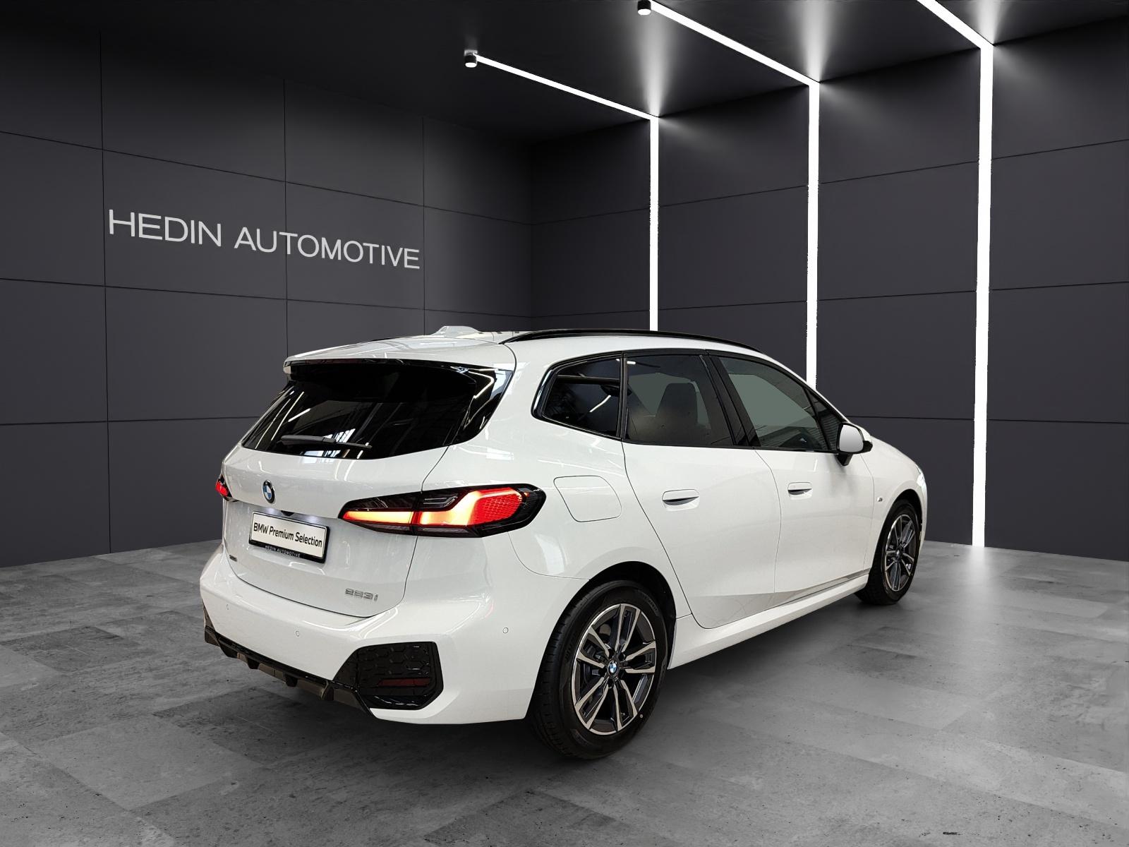 BMW 223i xDrive SDKG Active Tourer-image-5