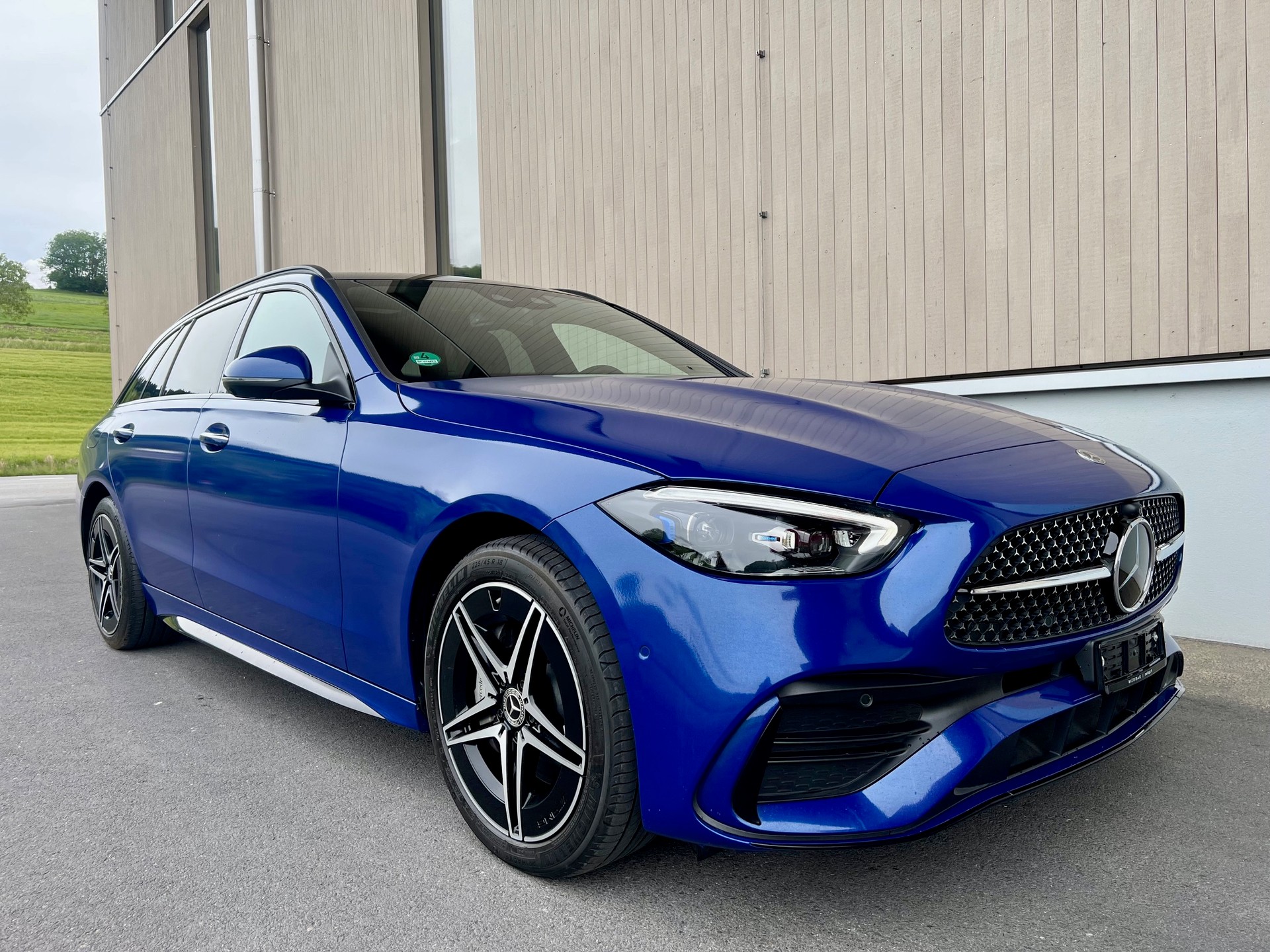 MERCEDES-BENZ C 300 e T AMG Line