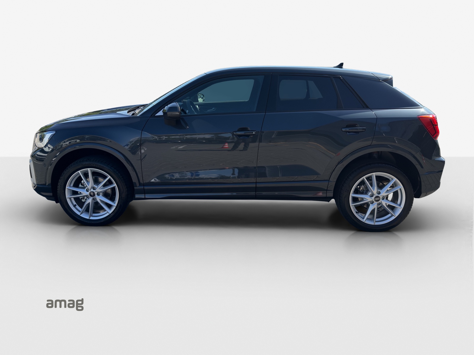 AUDI Q2 35 TFSI advanced S-tronic-showroom-element-1