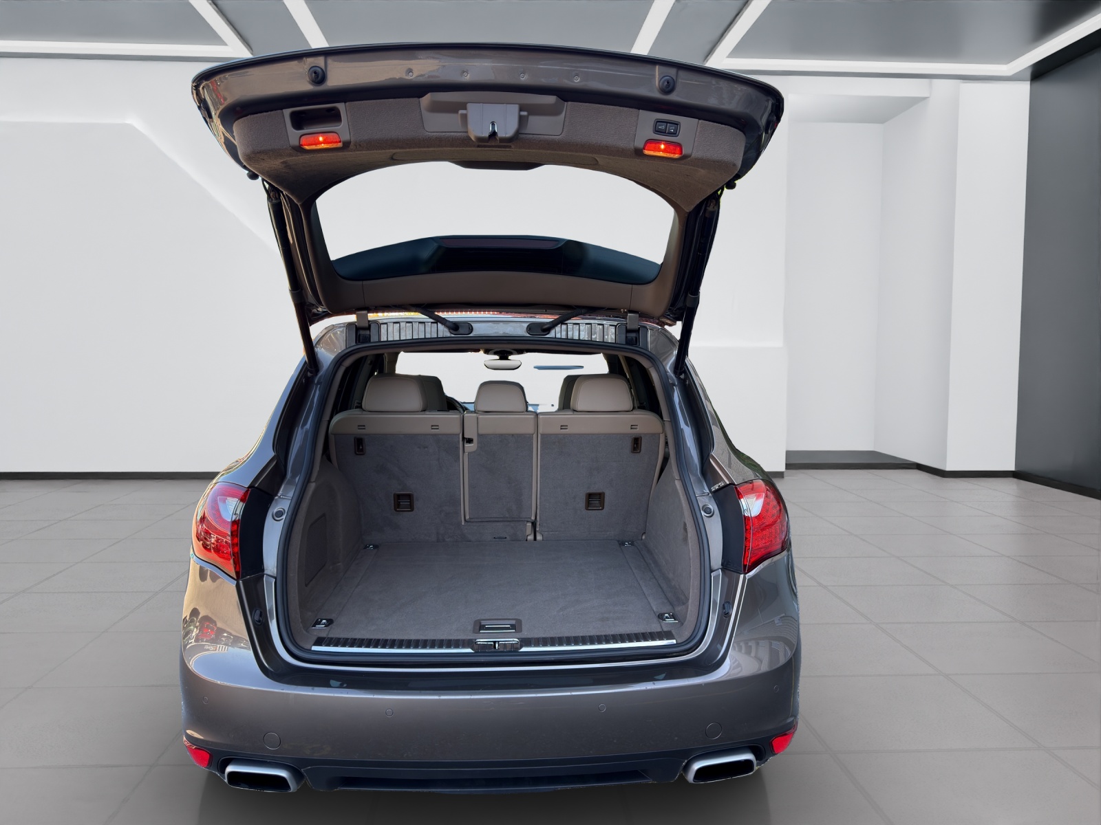 PORSCHE Cayenne S-image-22