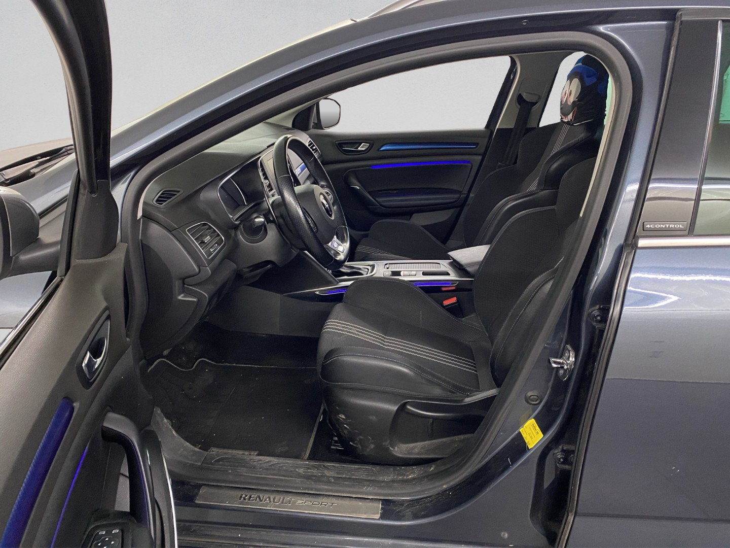 RENAULT Mégane Grandtour 1.6 16V Turbo 90th Anniversary-image-7