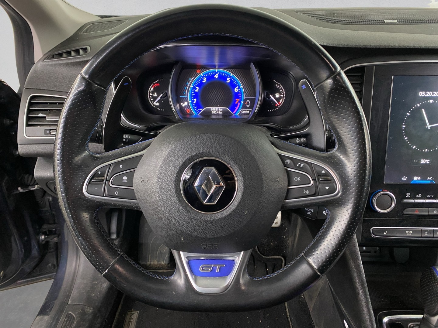 RENAULT Mégane Grandtour 1.6 16V Turbo 90th Anniversary-image-8