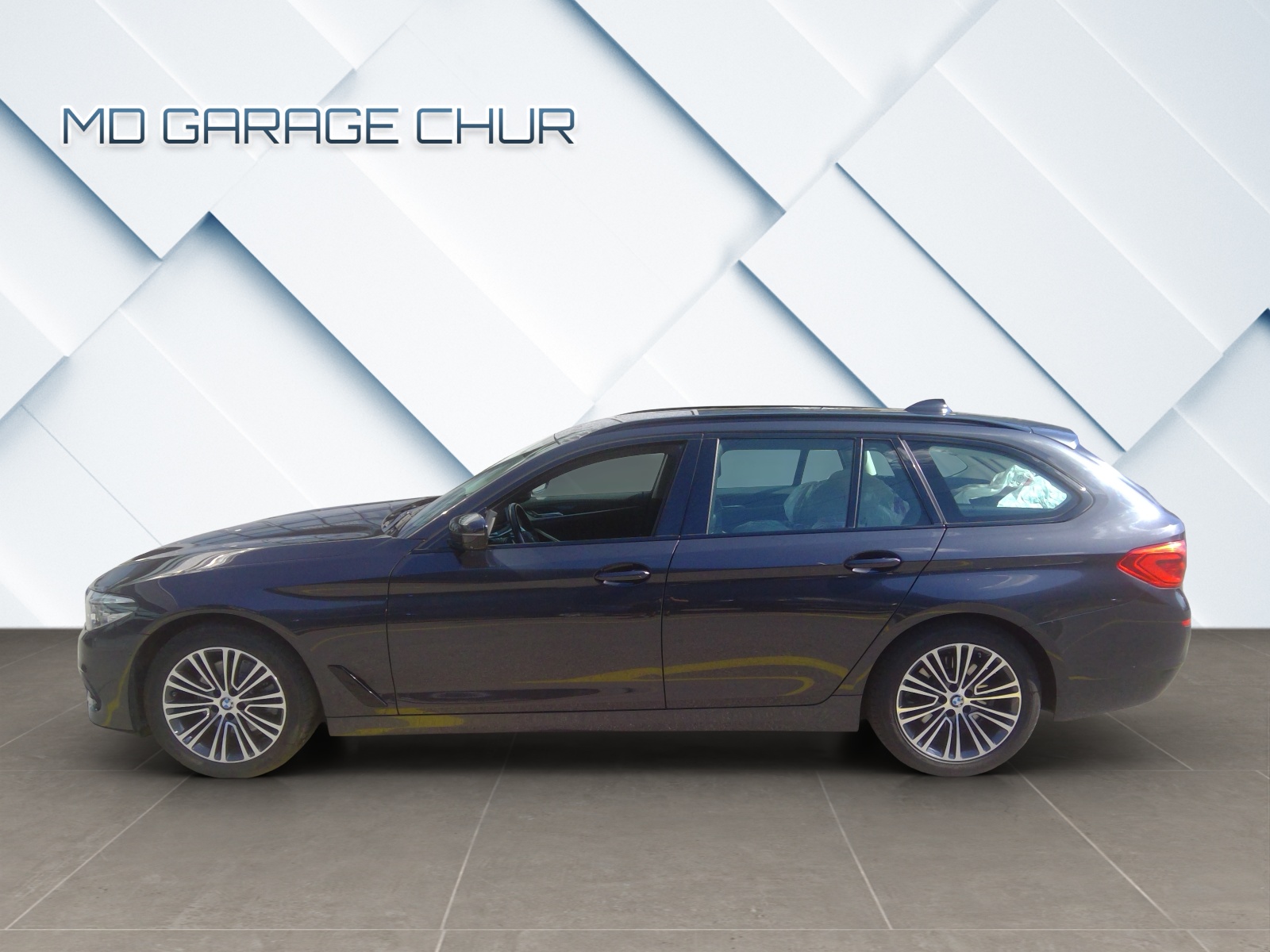 BMW 520d xDrive Touring Sport Line Steptronic-showroom-element-2