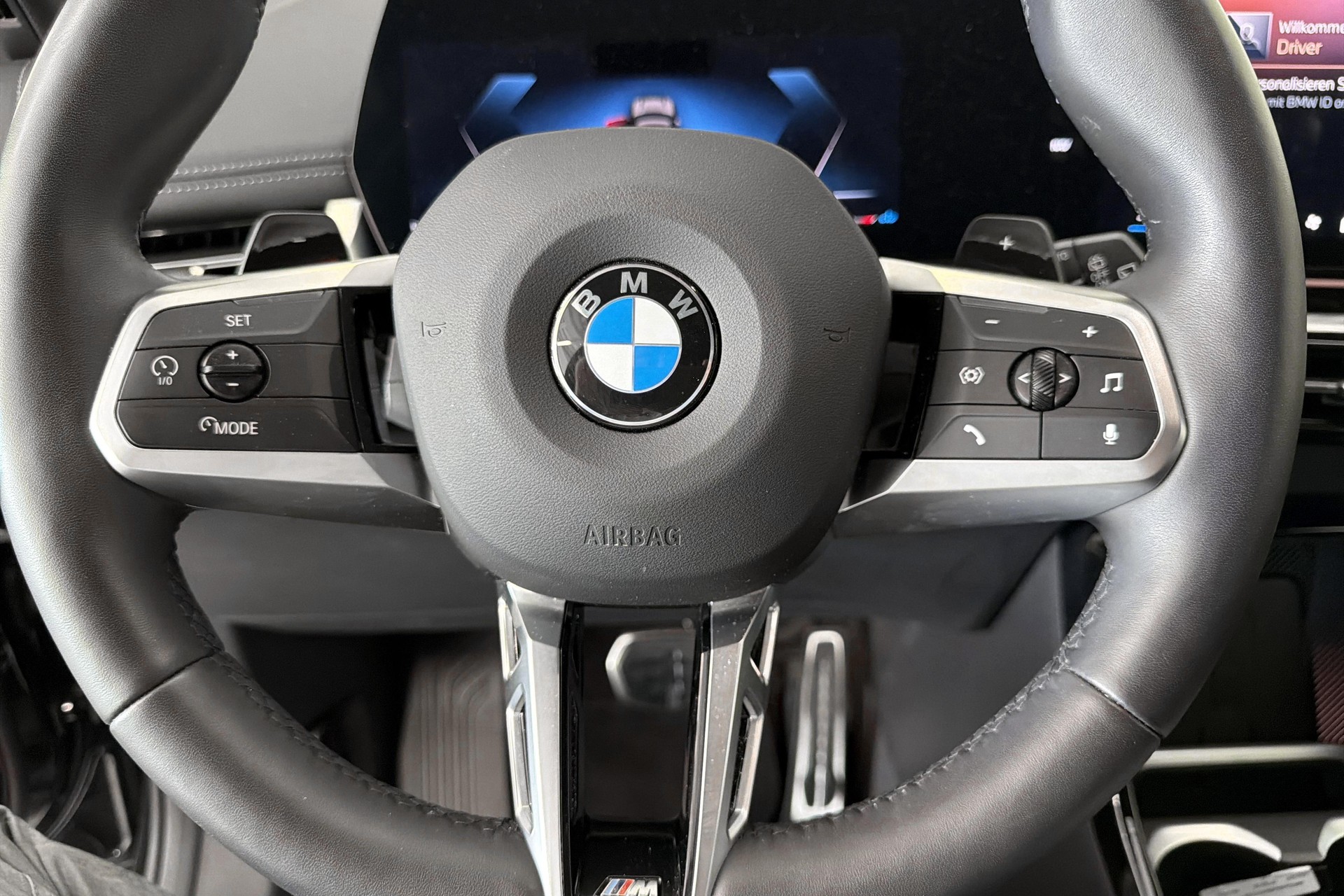 BMW X1 xDrive 23i 48V M Sport Pro-image-10