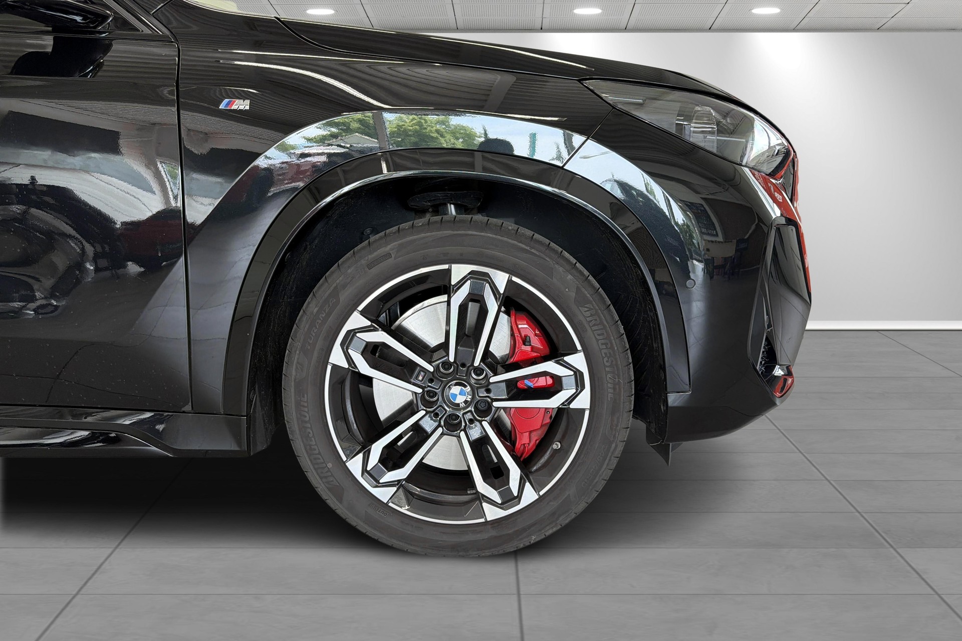 BMW X1 xDrive 23i 48V M Sport Pro-showroom-element-3