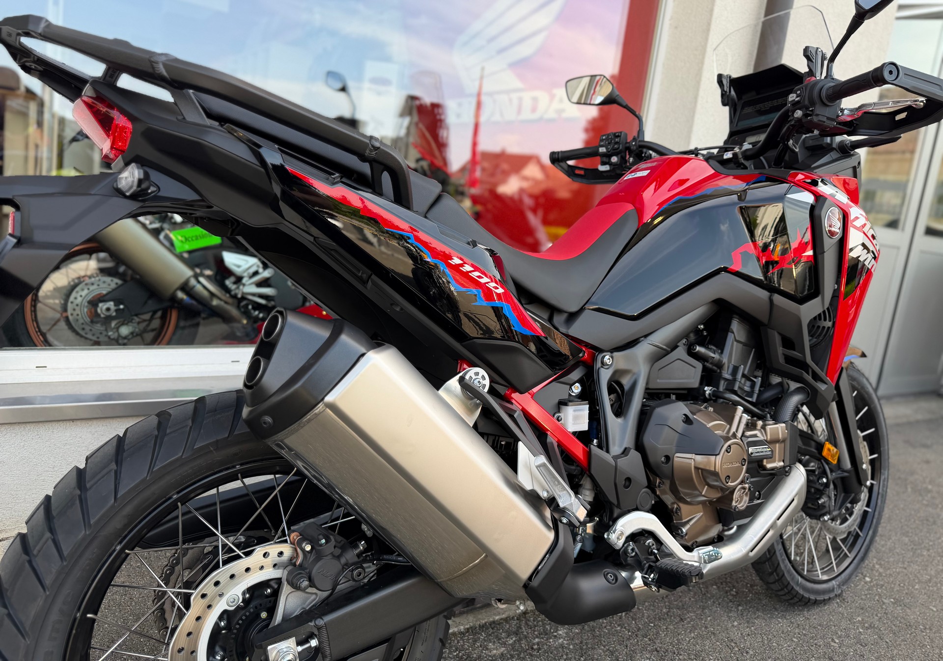 HONDA CRF 1100 DCT Africa Twin-image-7