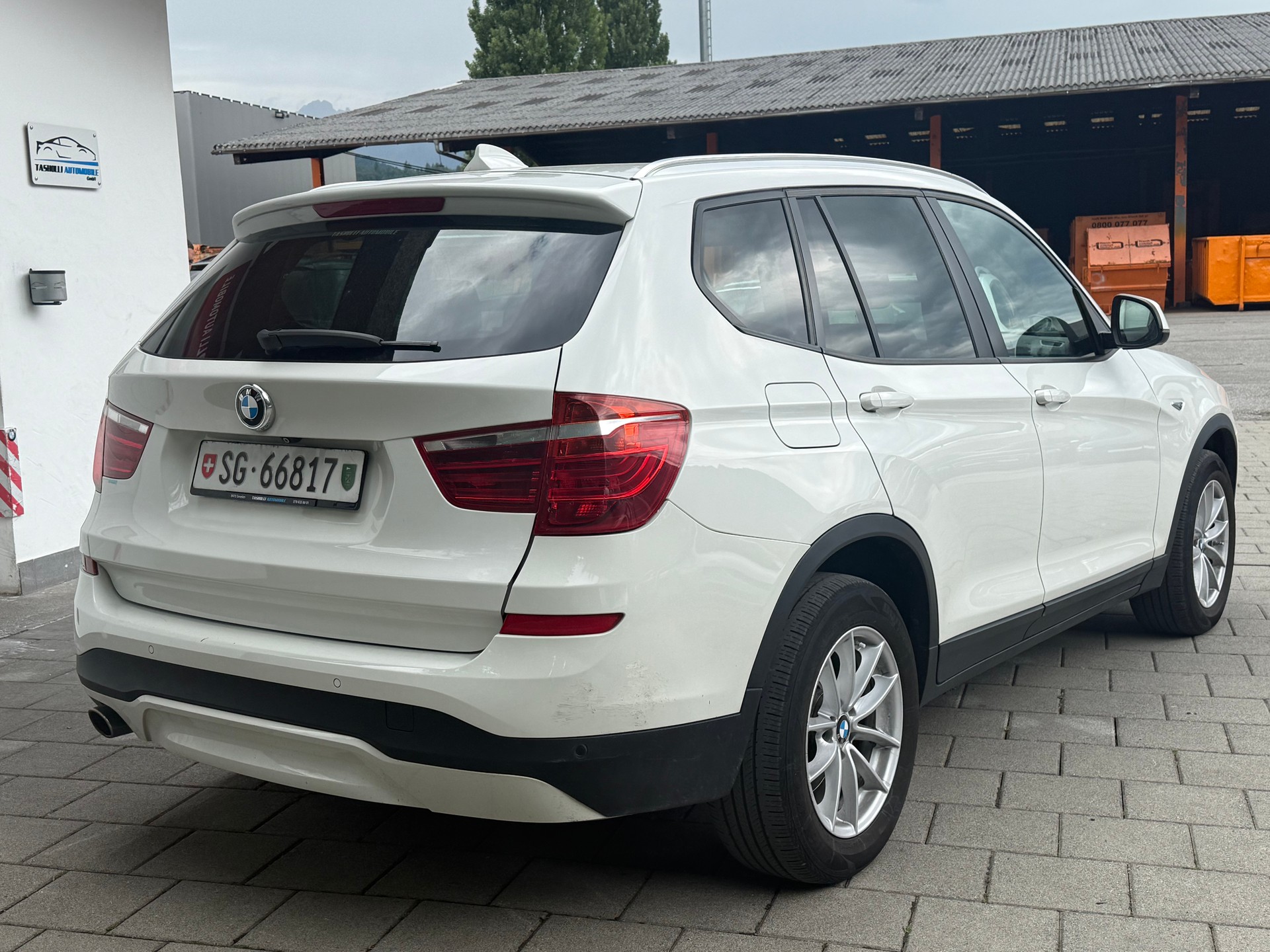 BMW X3 xDrive 20d-image-4