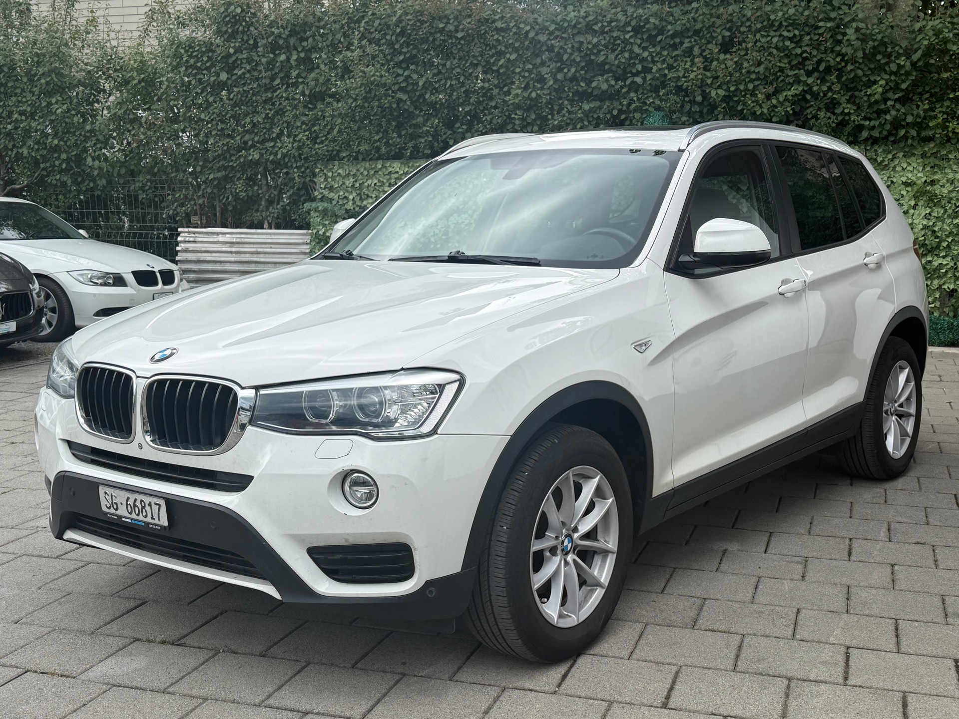 BMW X3 xDrive 20d-image-2
