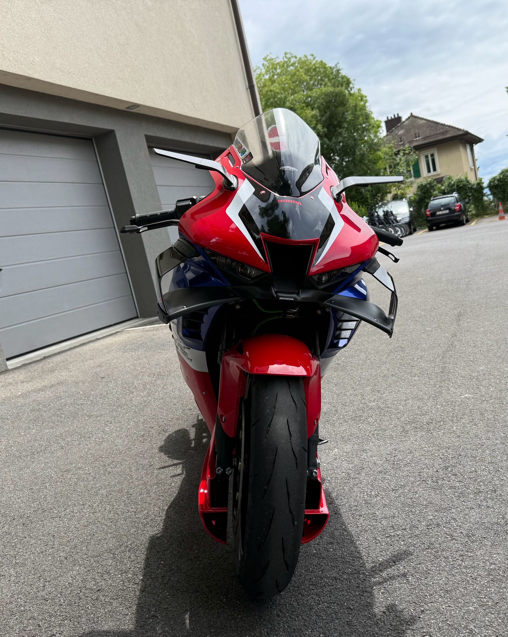 HONDA CBR 1000 RR-R-image-6