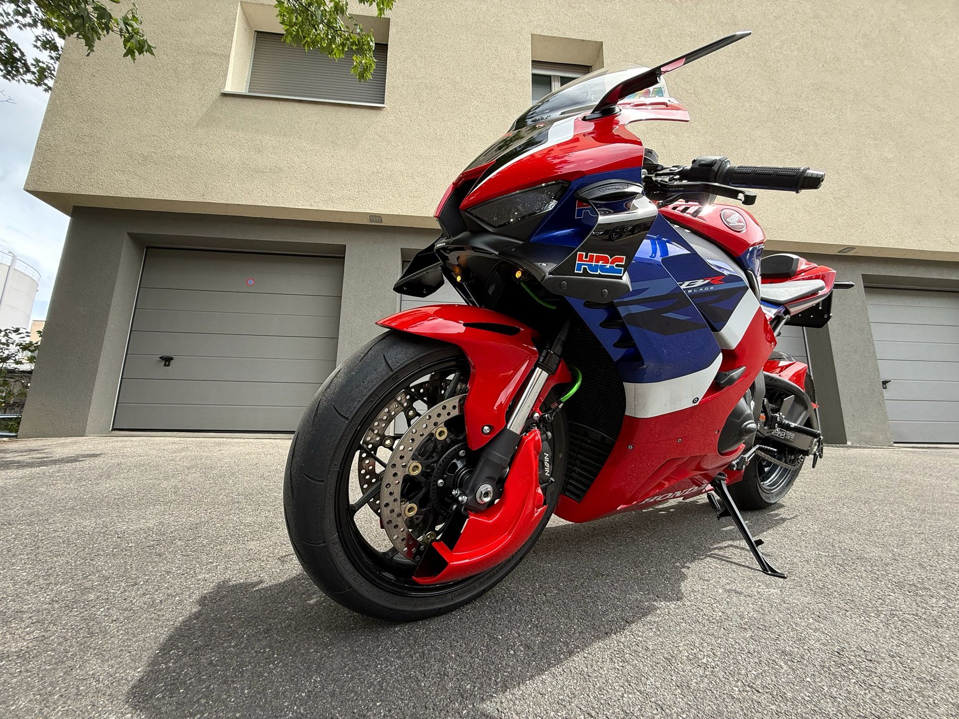 HONDA CBR 1000 RR-R-image-10