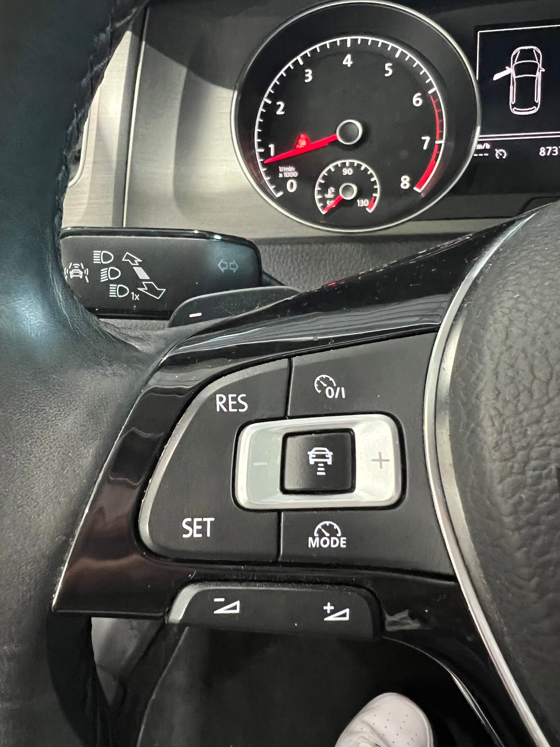 VW Golf 1.4 TSI Highline DSG**Tempomat ACC,Rückfahrtkamera,Frisch ab MFK**-image-9