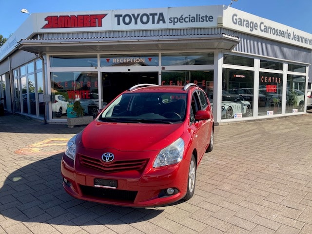 TOYOTA Verso 1.8 Linea Sol