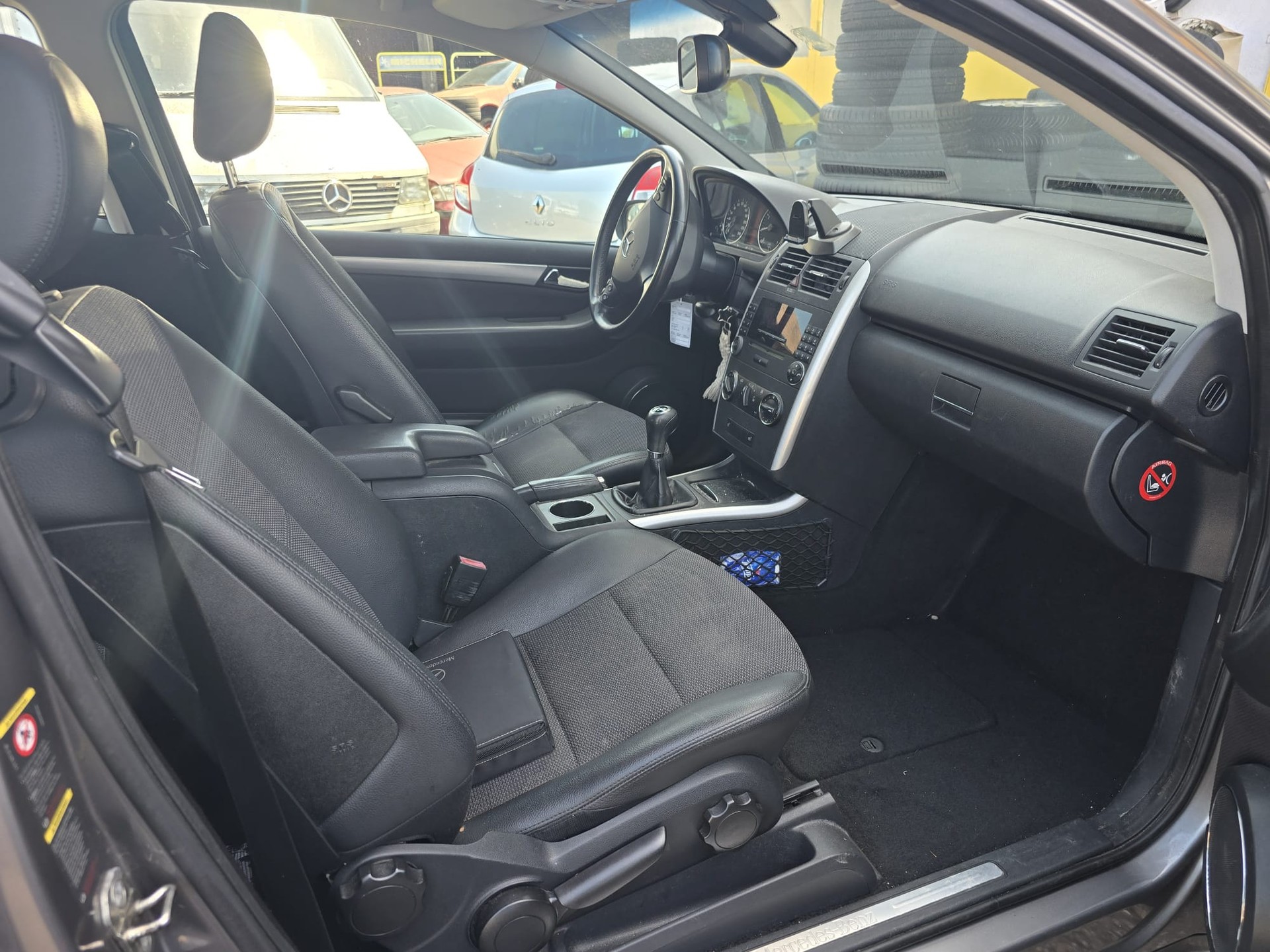 MERCEDES-BENZ A 170 Classic-image-4