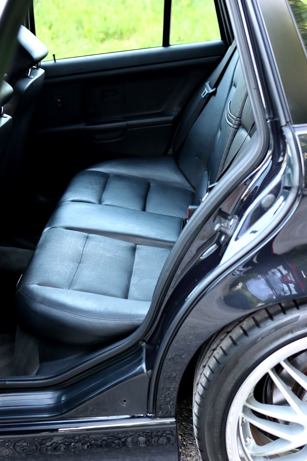 BMW 328i e36 Touring-image-6