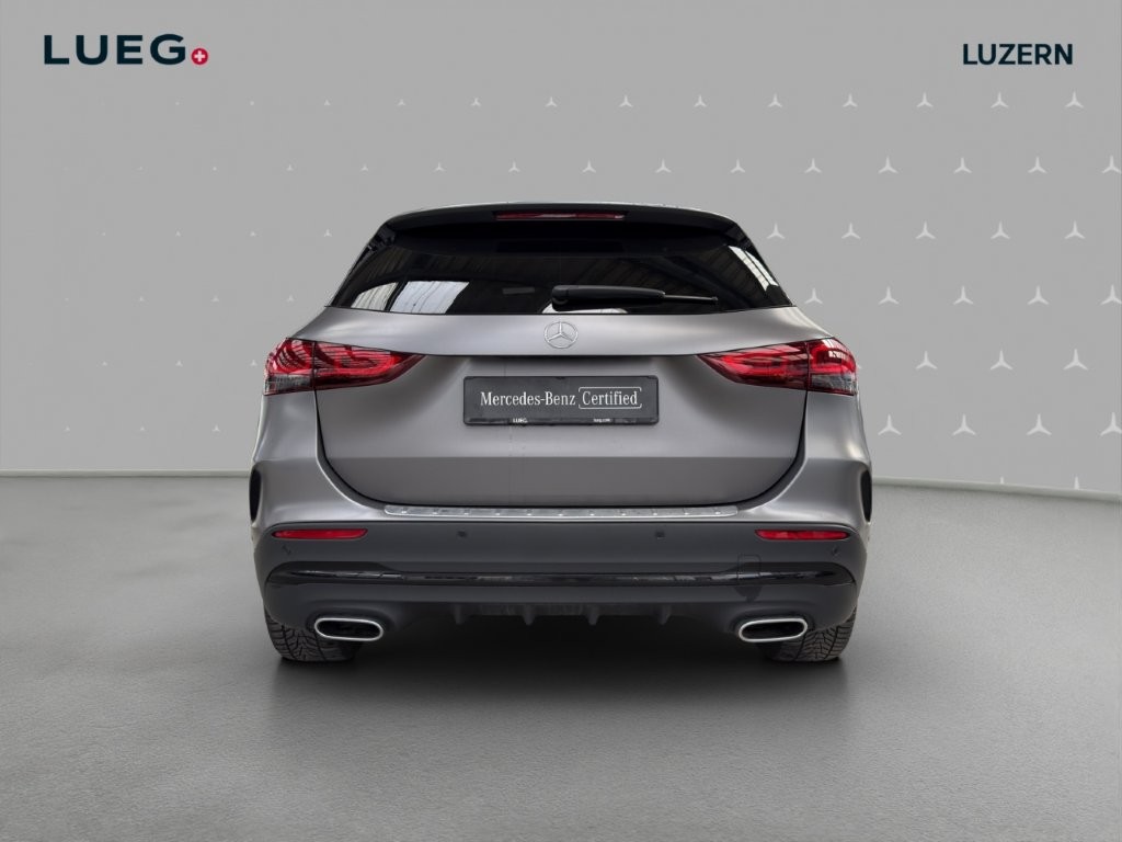 MERCEDES-BENZ GLA 250 4Matic AMG Line 8G-DCT-image-3