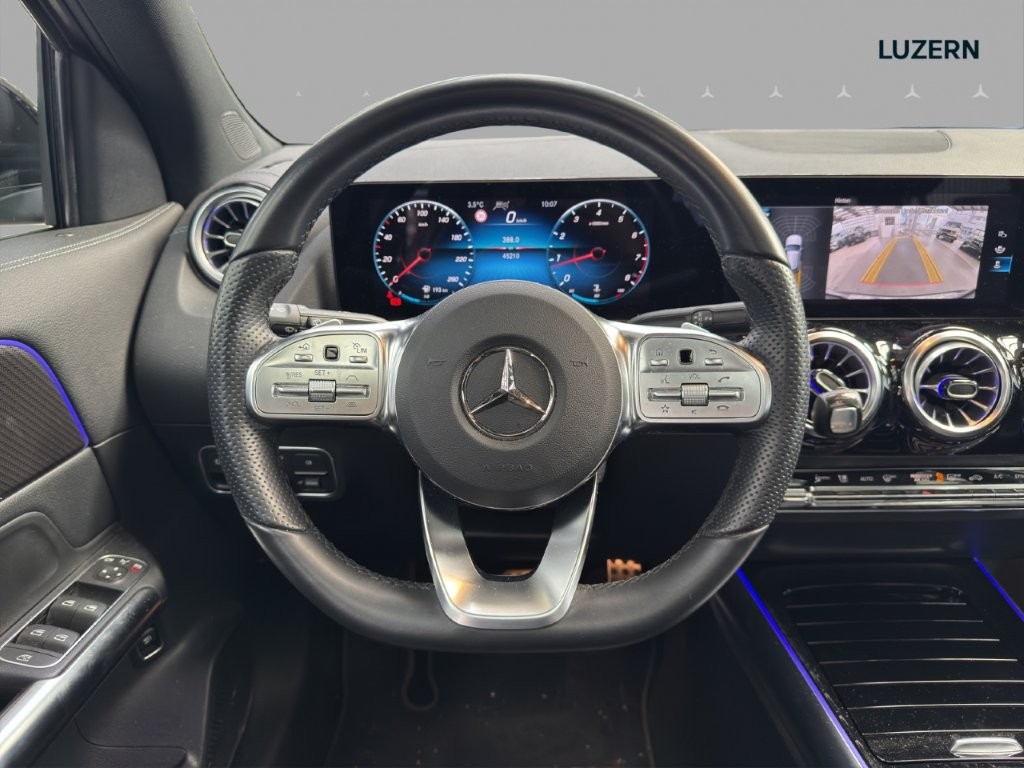MERCEDES-BENZ GLA 250 4Matic AMG Line 8G-DCT-image-7