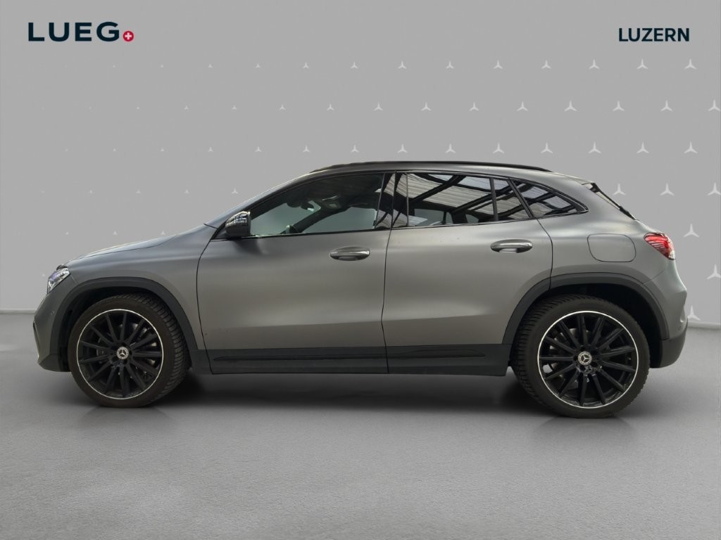 MERCEDES-BENZ GLA 250 4Matic AMG Line 8G-DCT-image-1