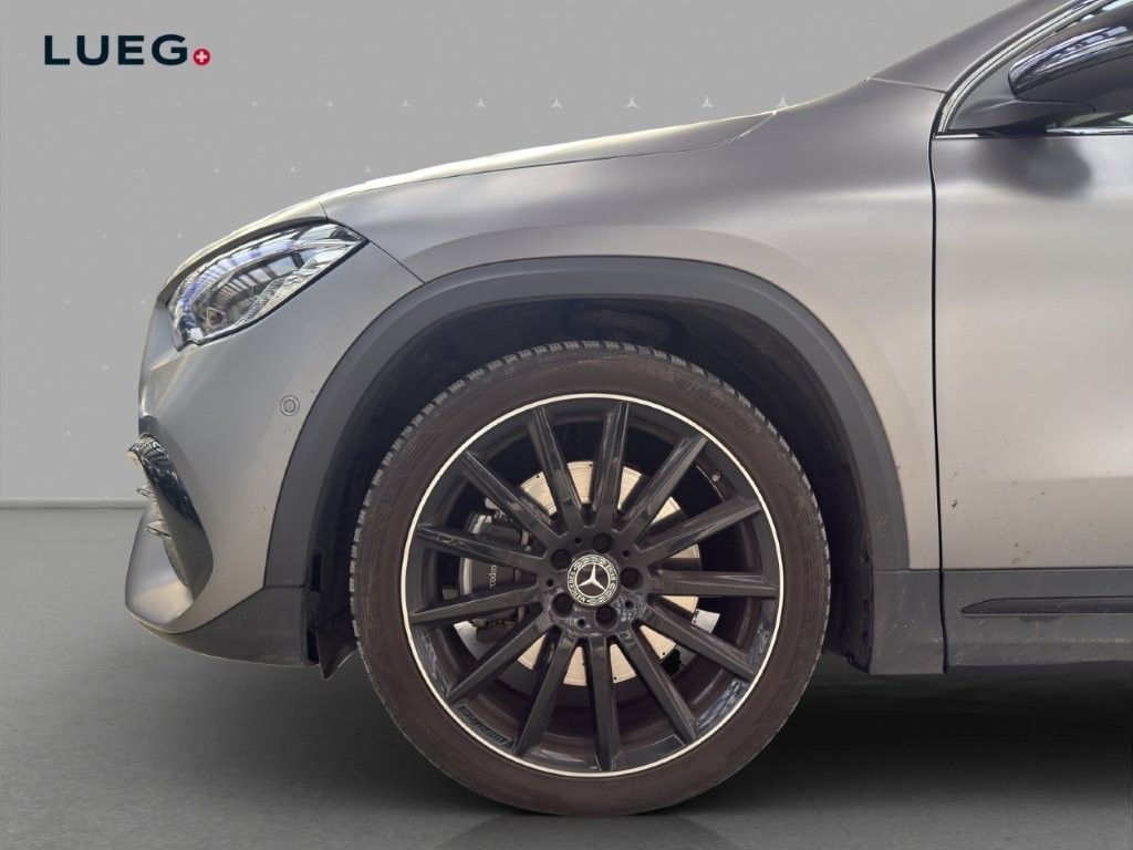 MERCEDES-BENZ GLA 250 4Matic AMG Line 8G-DCT-image-5