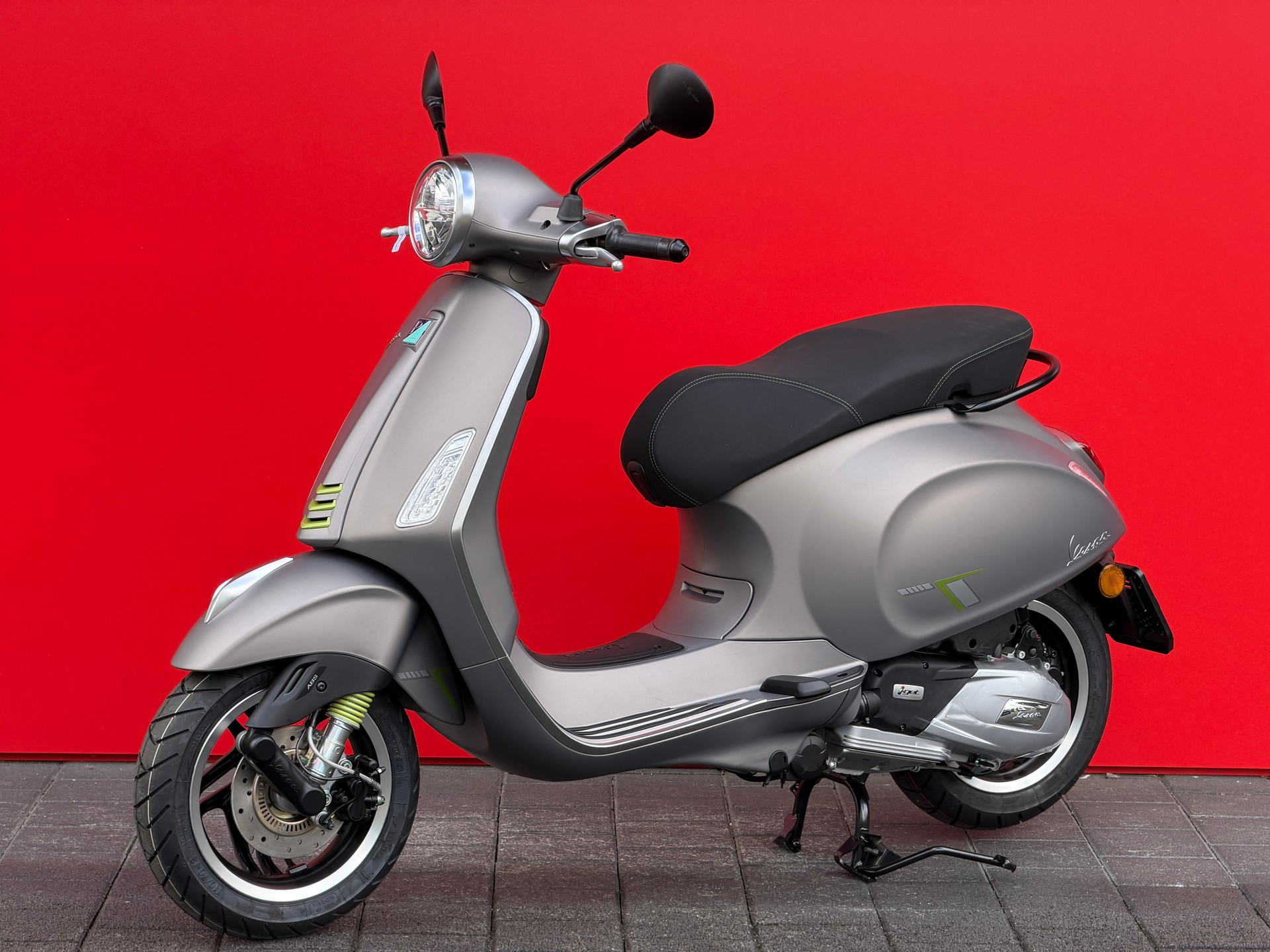 PIAGGIO Vespa 125 Primavera Tech MY26-image-2