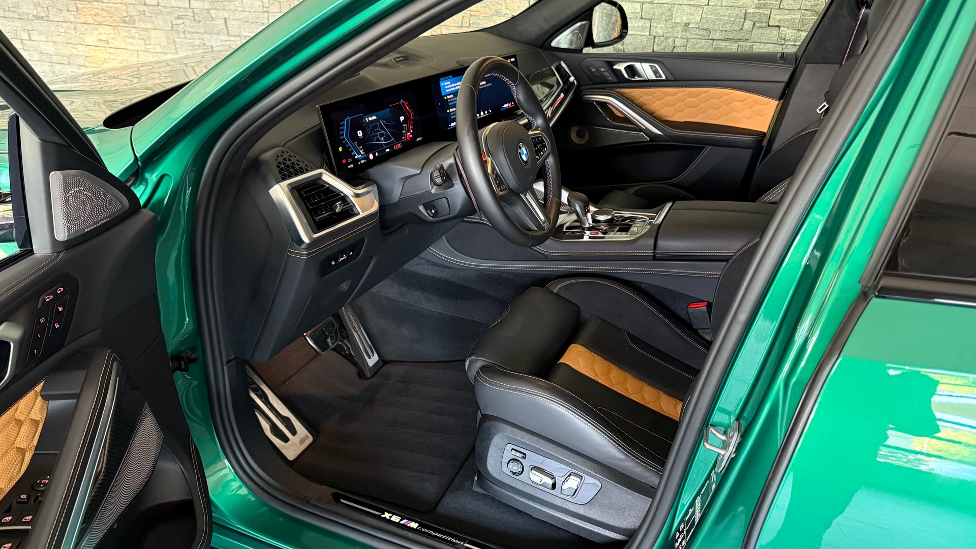 BMW X6M Competition M Individual-Fahrzeug-image-11