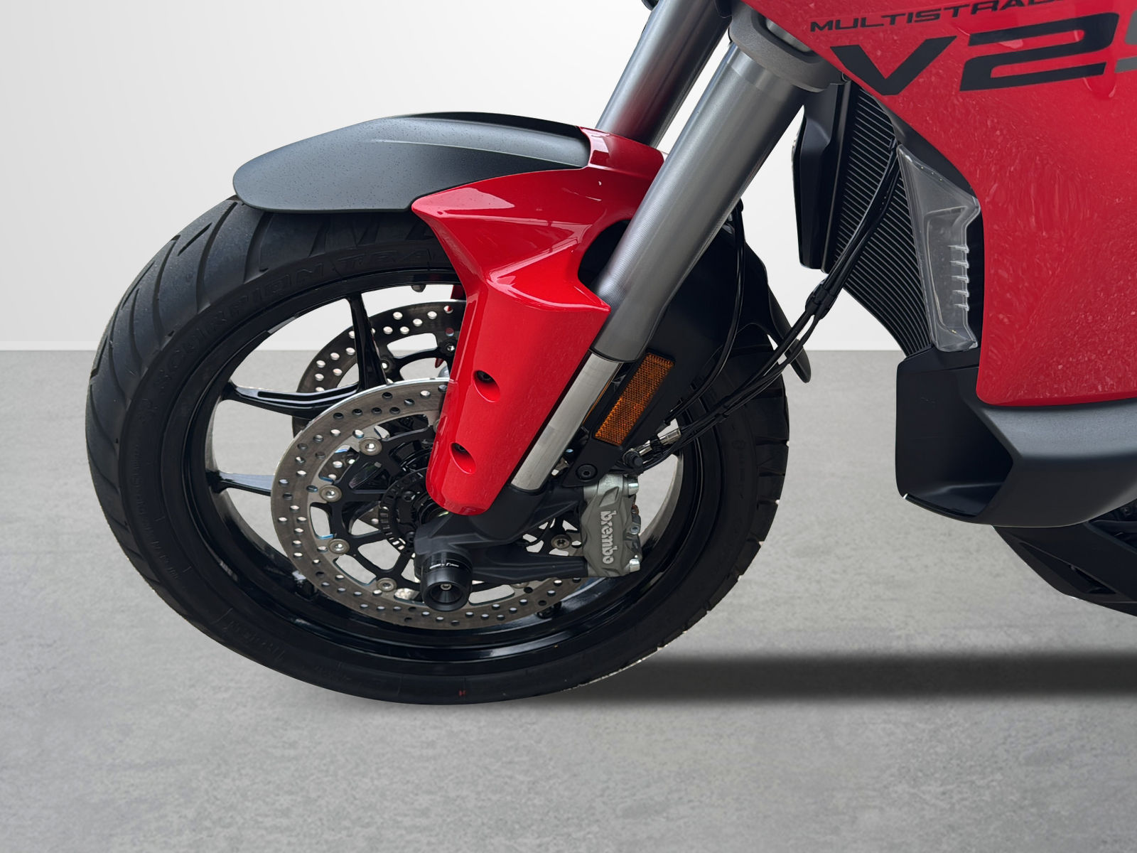DUCATI Multistrada Travel Edition-showroom-element-2