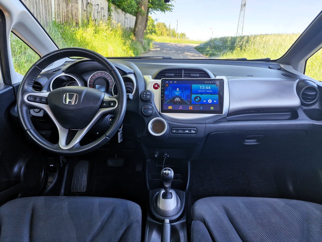 HONDA Jazz 1.4i Elegance i-Shift-image-6