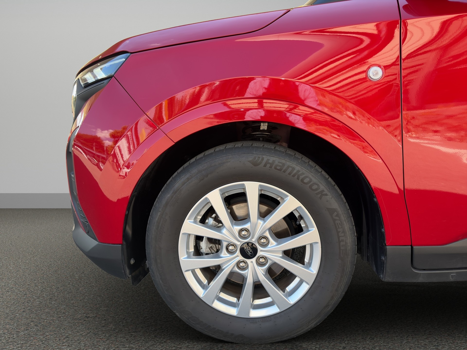 FORD Tourneo Courier 1.0 EcoBoost Titanium-image-9