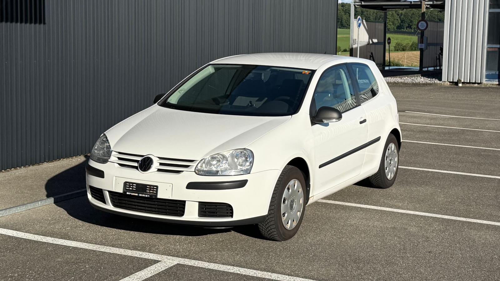 VW Golf 1.6 FSI Trendline-image-2
