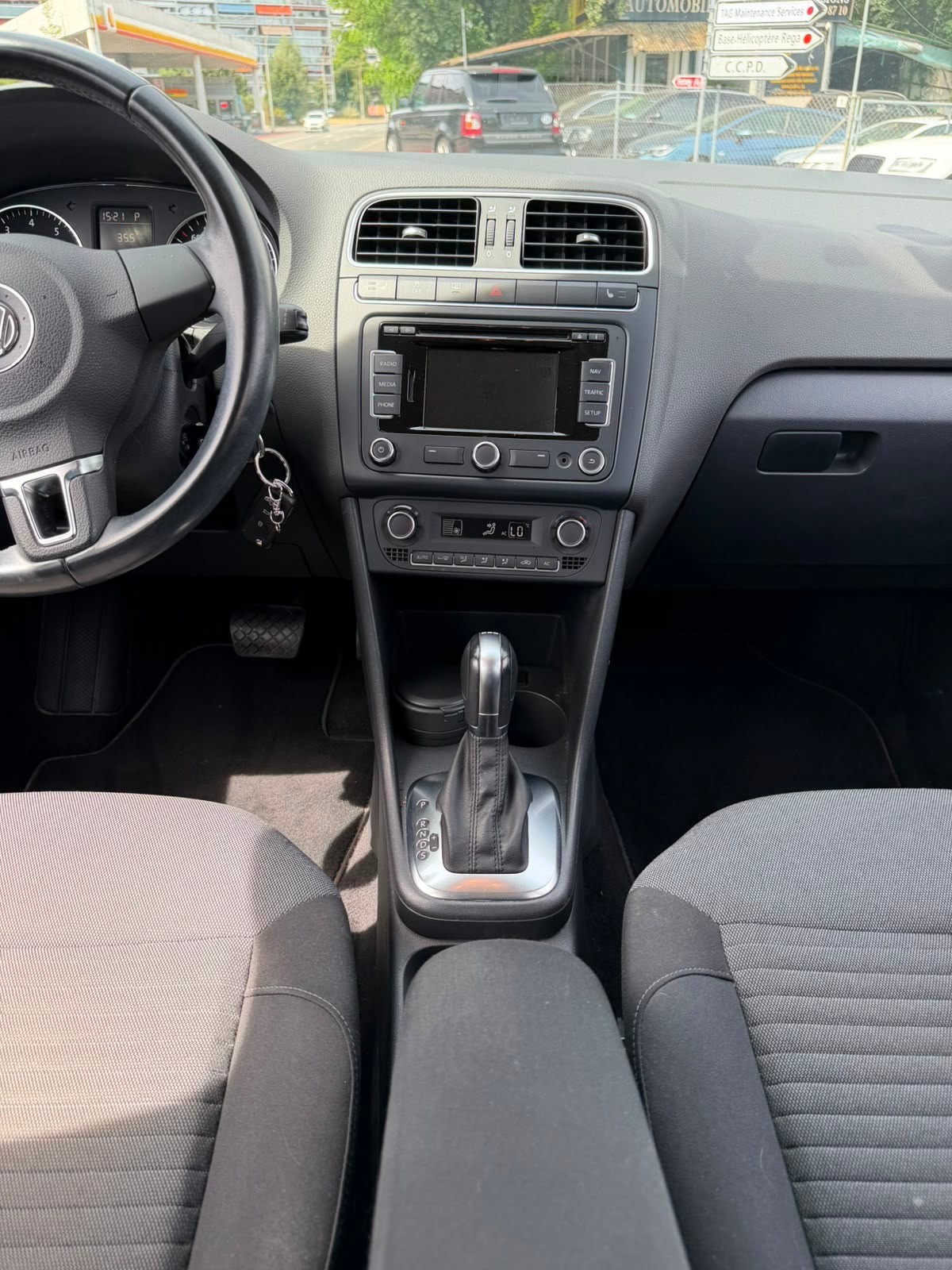 VW Polo 1.2 TSI Team DSG-image-9
