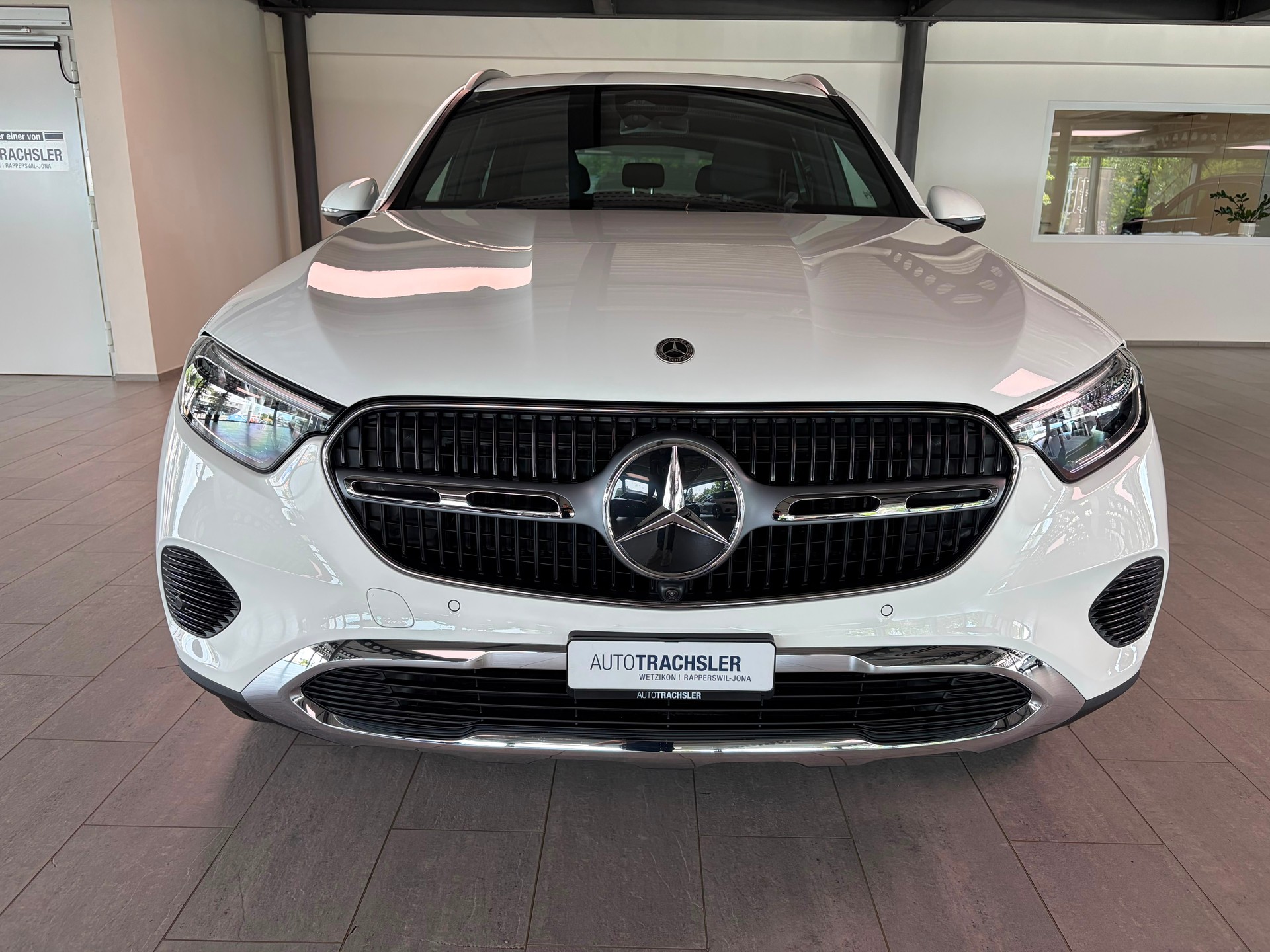 MERCEDES-BENZ GLC 300 e 4Matic 9G-Tronic-image-2