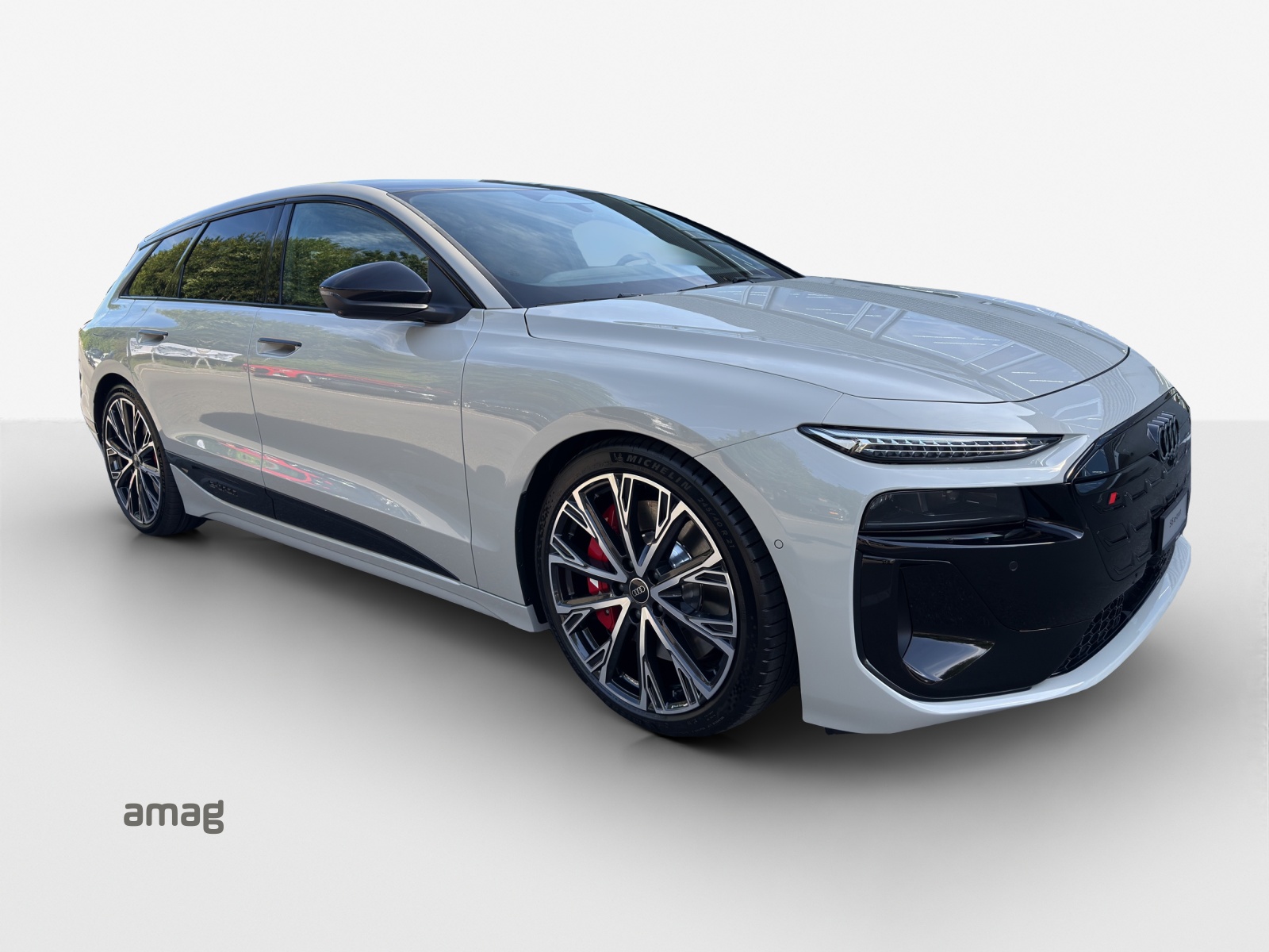 AUDI S6 Avant e-tron quattro-image-11