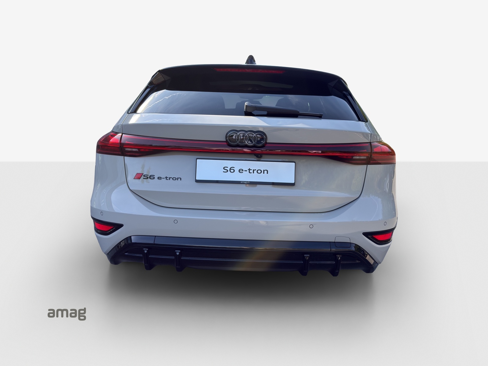 AUDI S6 Avant e-tron quattro-image-7