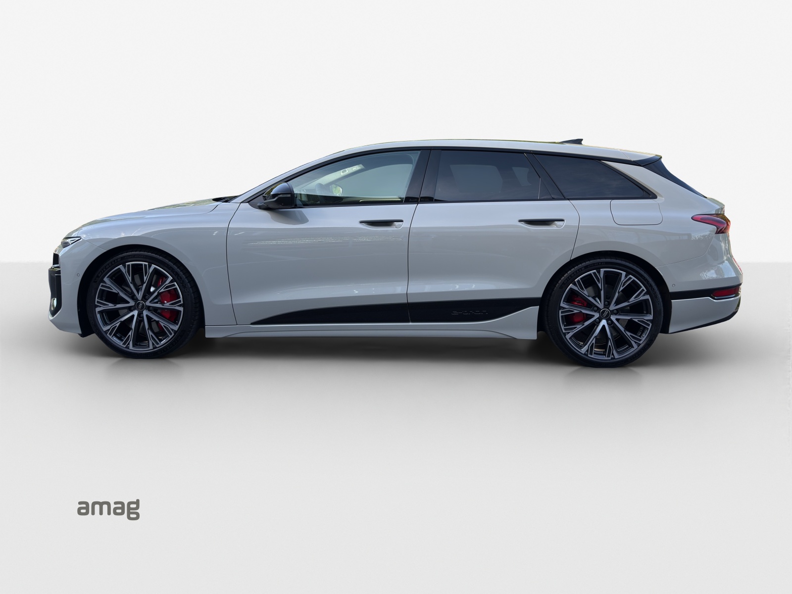 AUDI S6 Avant e-tron quattro-showroom-element-3