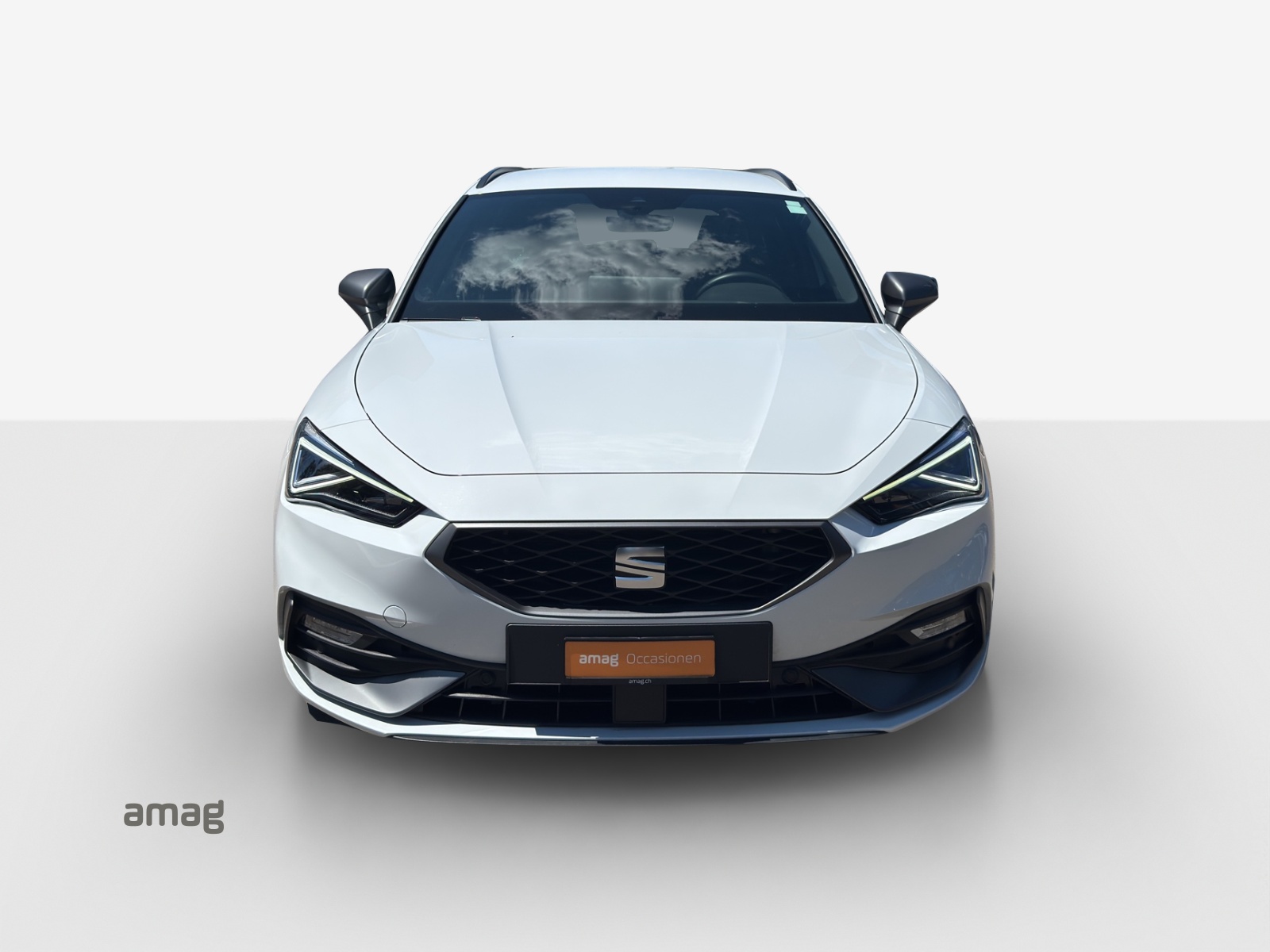 SEAT Leon ST 1.5 eHybrid pHEV DSG FR-image-6
