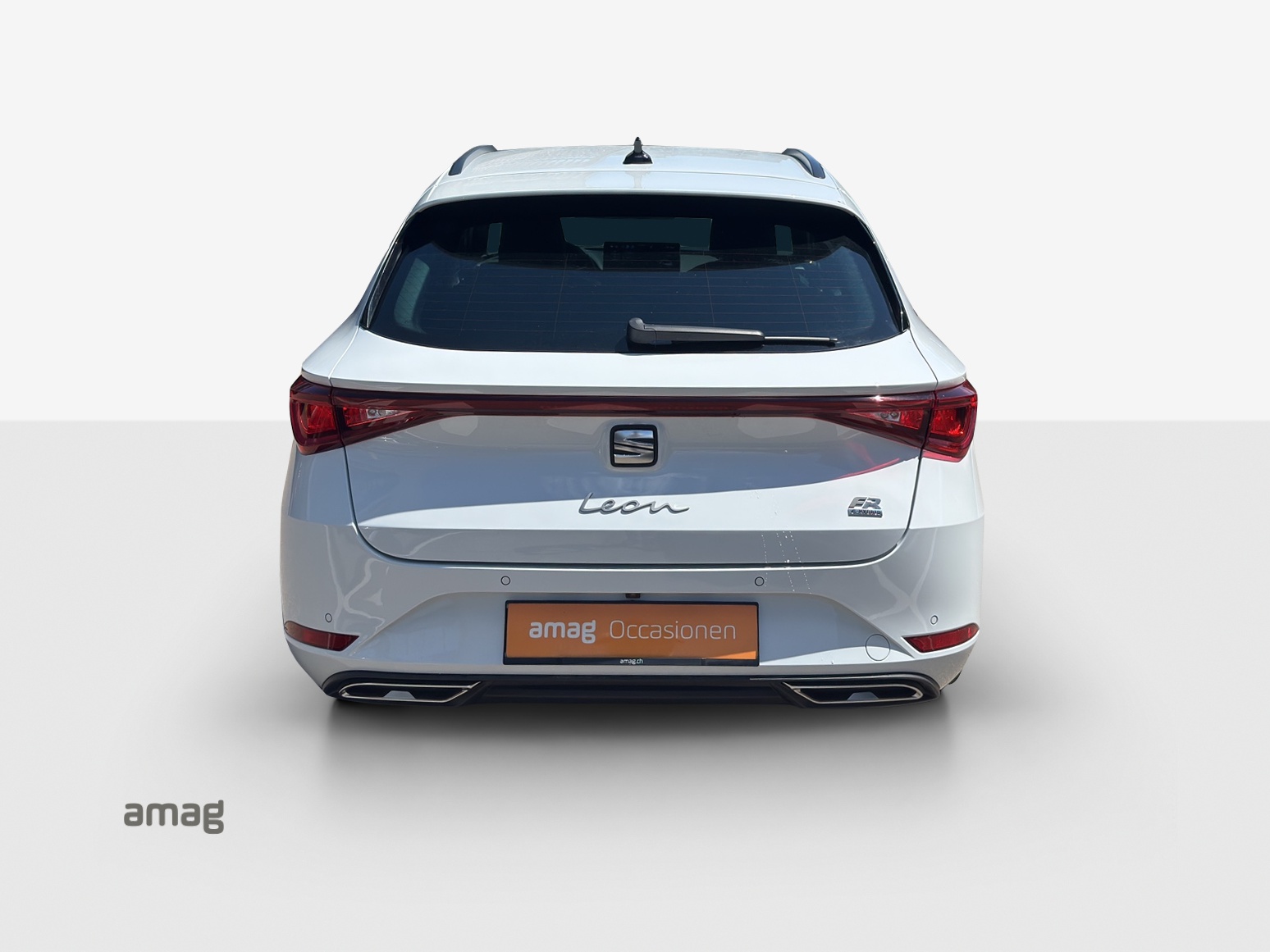 SEAT Leon ST 1.5 eHybrid pHEV DSG FR-showroom-element-3