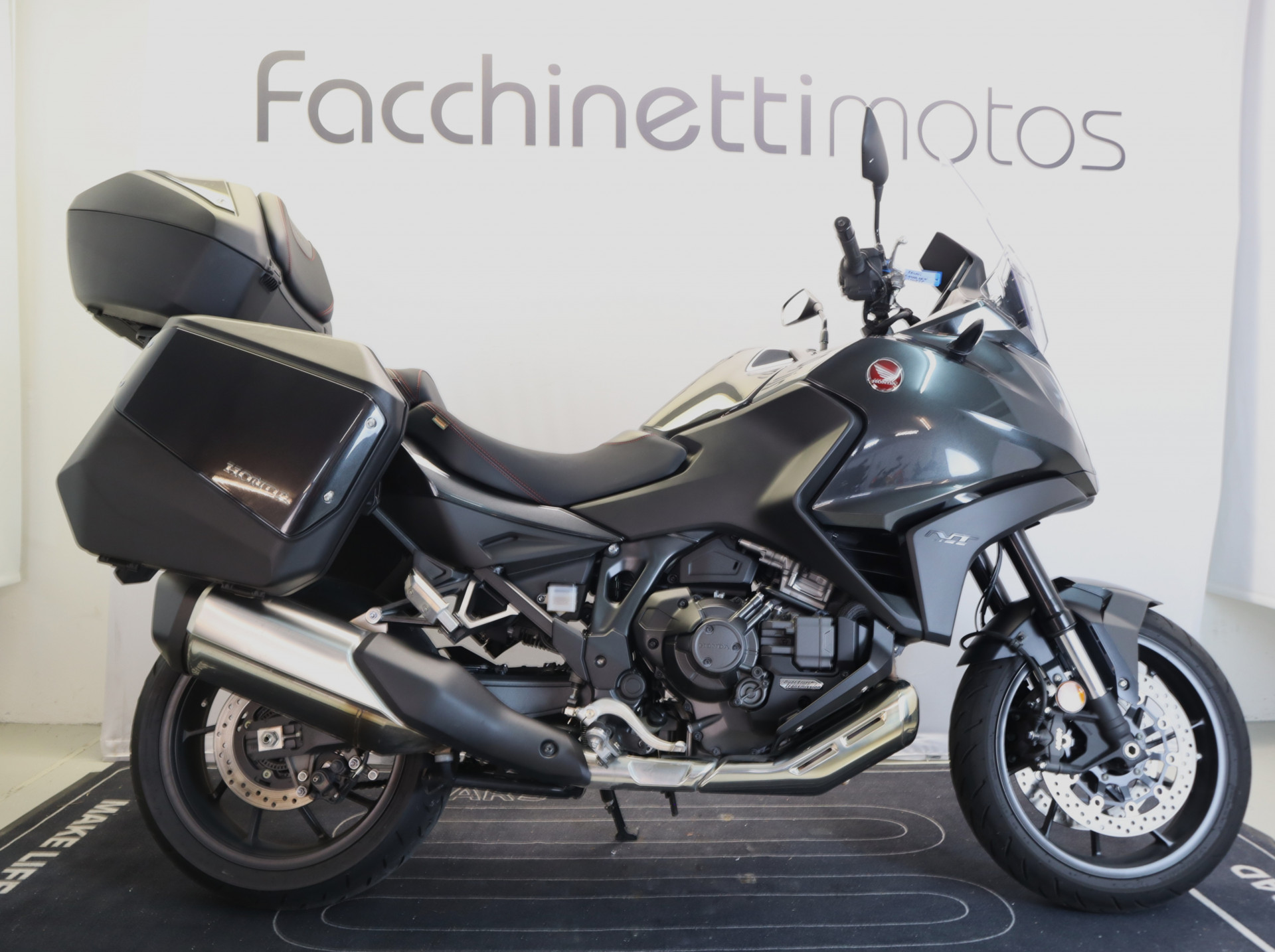 HONDA NT 1100 DCT-image-0