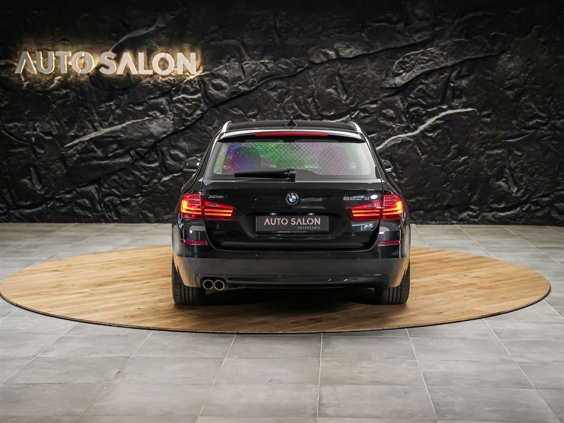 BMW 520d Touring xDrive Steptronic *CH Auto*El. Sitze*Sitzheizung*-image-4