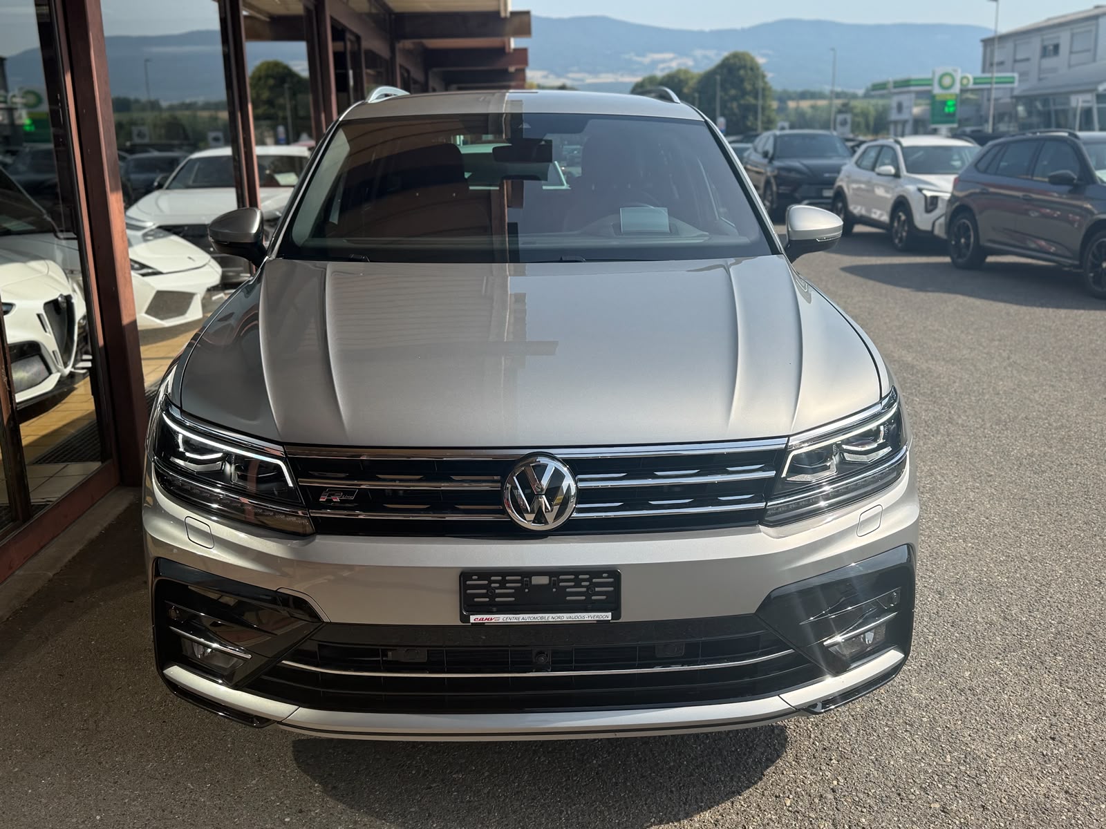 VW Tiguan 2.0 TDI SCR Offroad 4Motion DSG-image-2